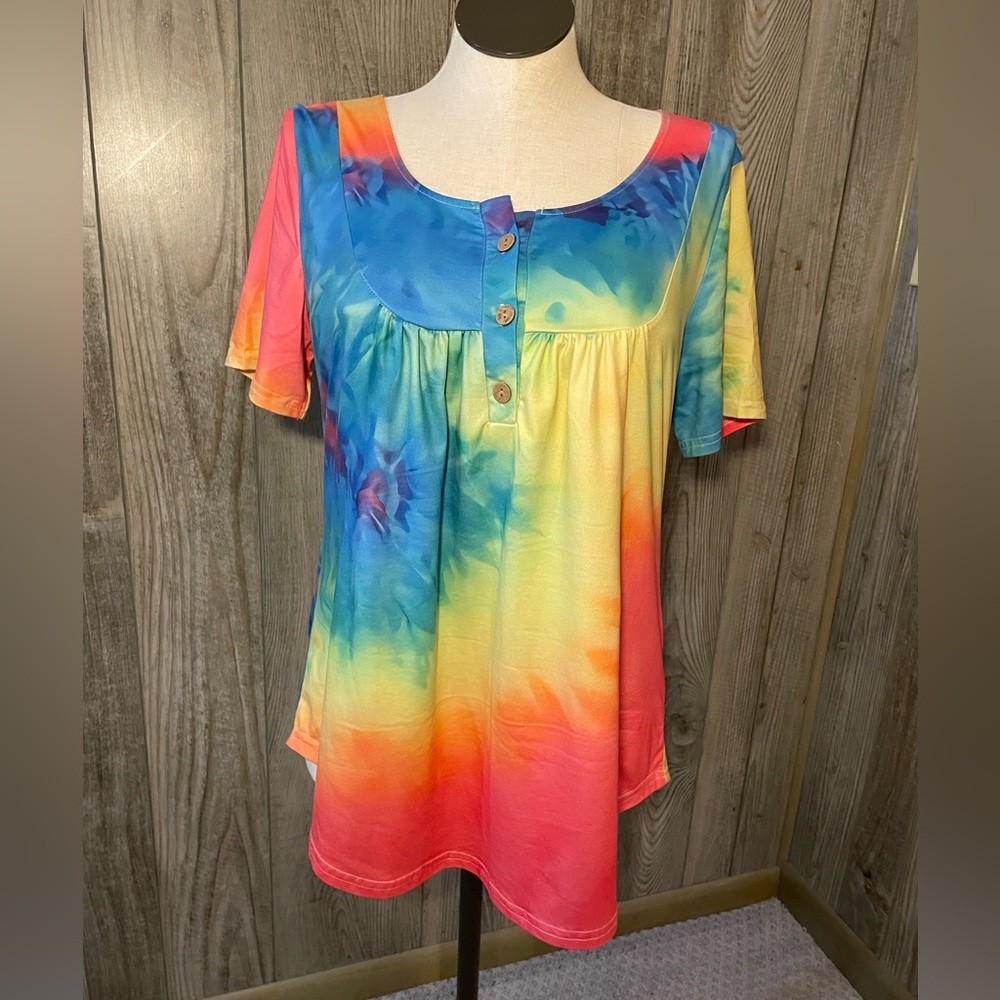 Women’s short sleeve shirt